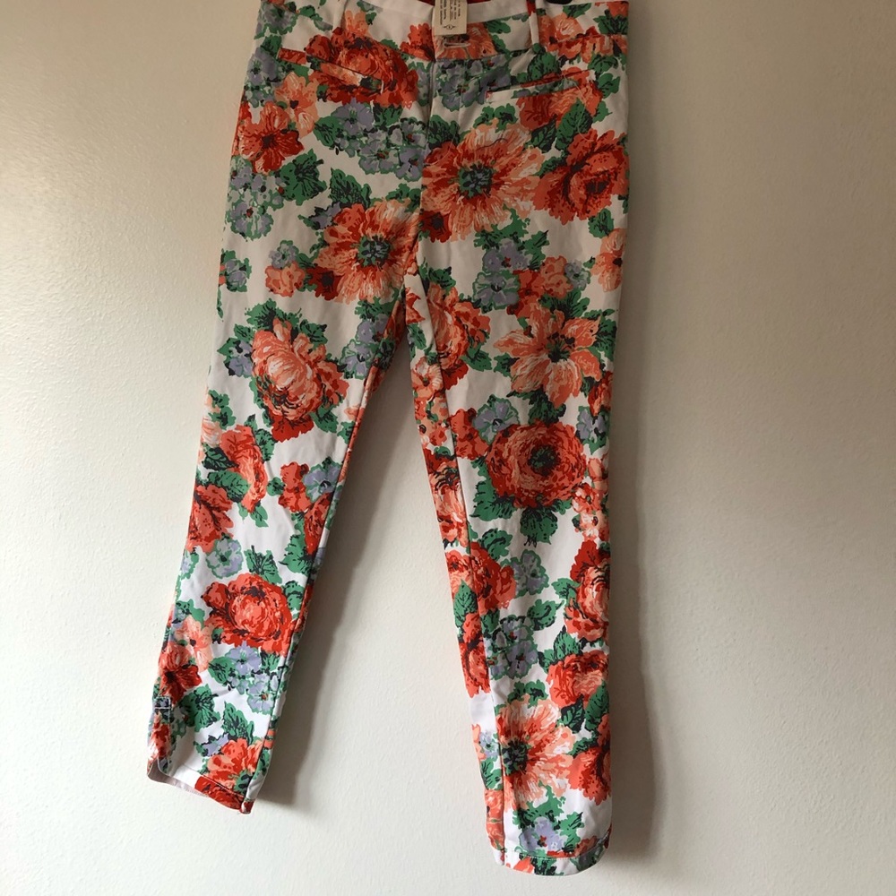 SOLD Anthro Floral Pants Size 4 - Picture 3 of 4